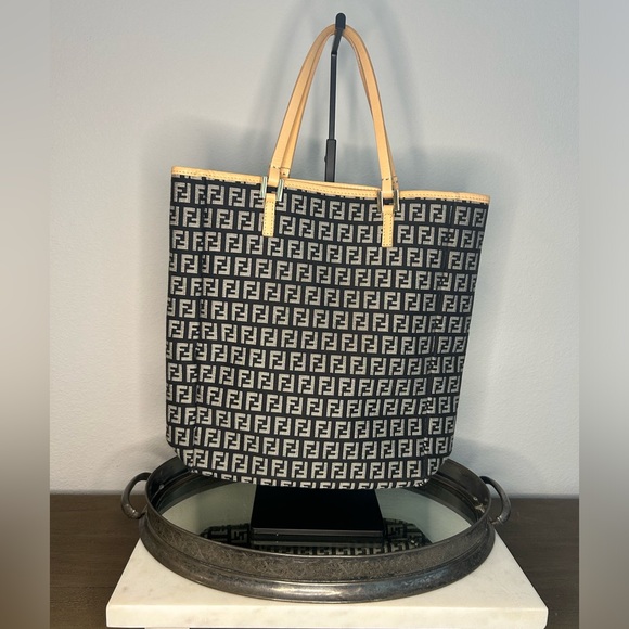 Fendi Handbags - Fendi Zucchino Bucket Tote